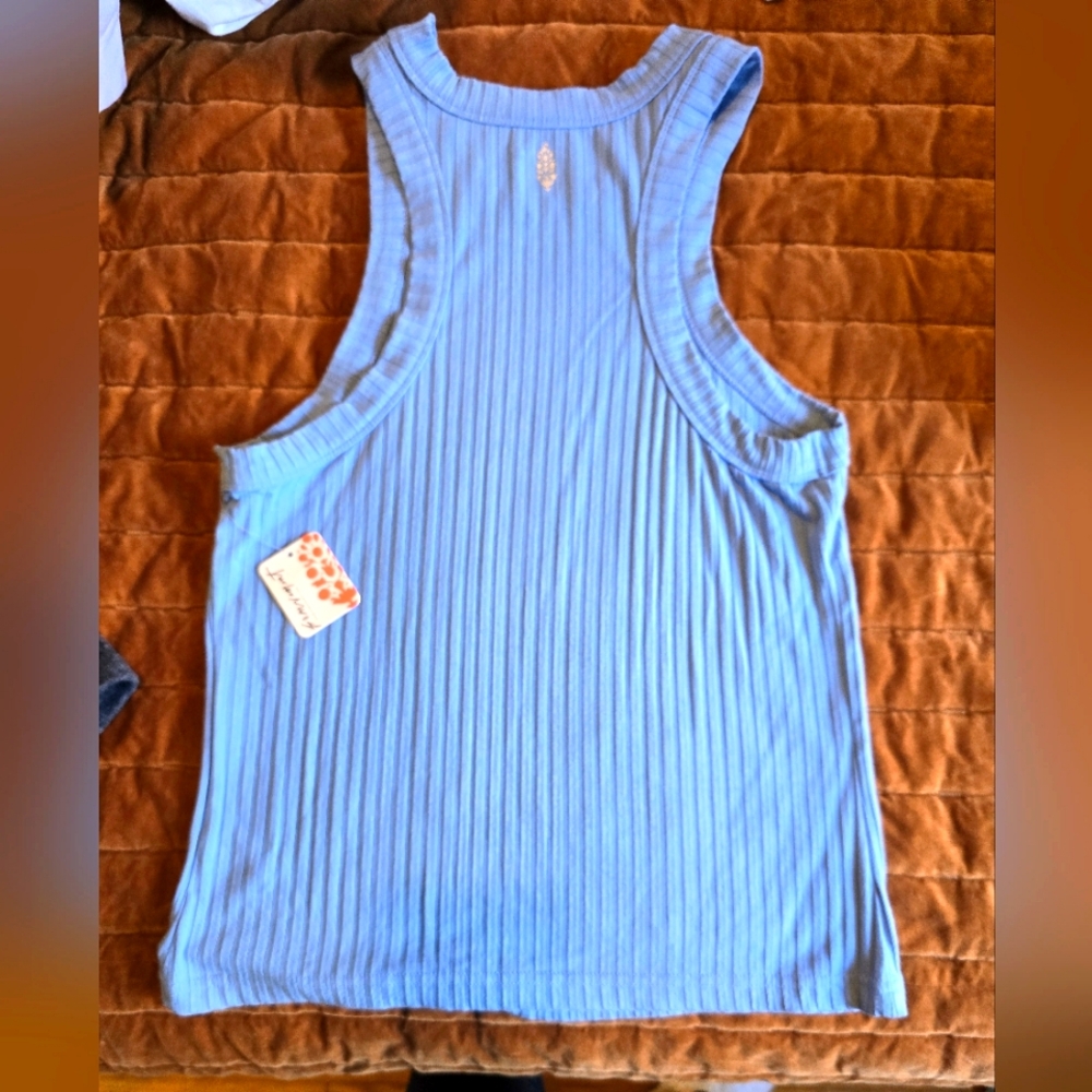 Free people movement tank - Picture 3 of 7